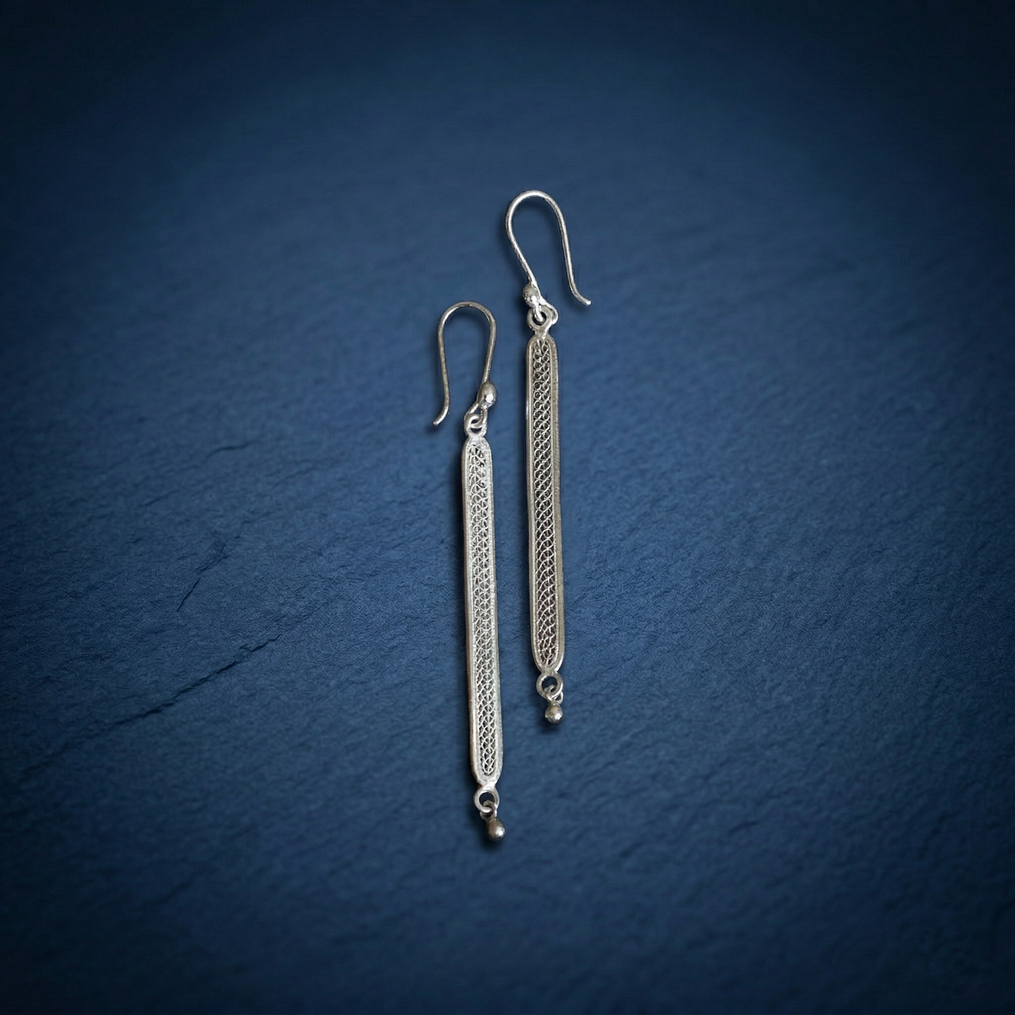 Silver Sway Danglers (big)