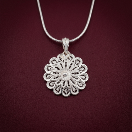 Avani Filigree Bloom