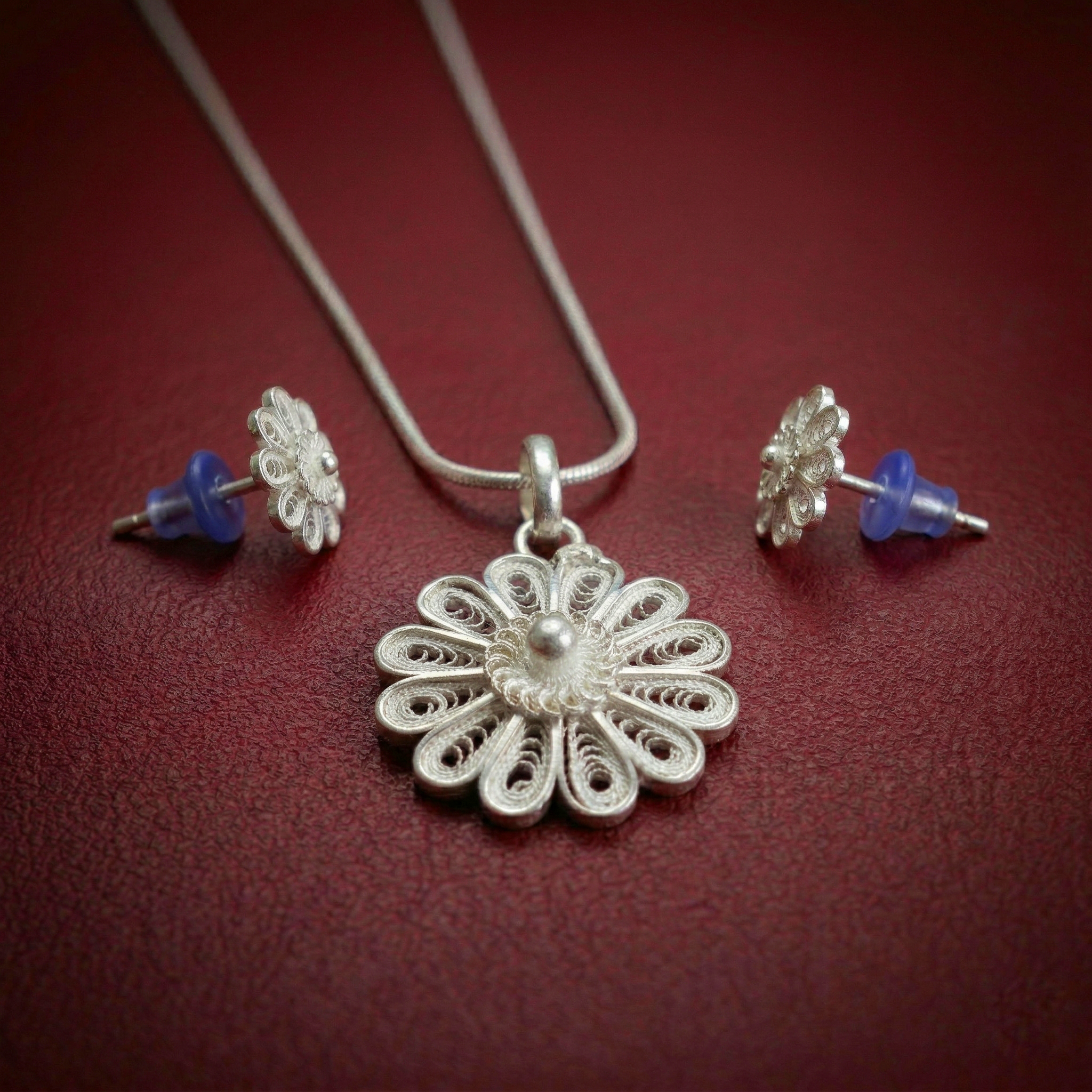 Aurelia Floral Charm set