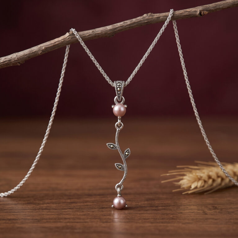 Leaf & Light Pendant - Pearl