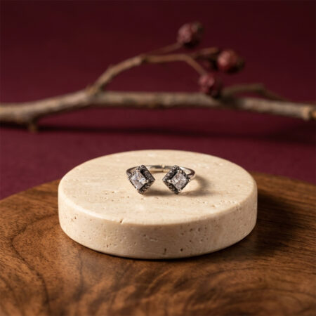 Nova Square Ring