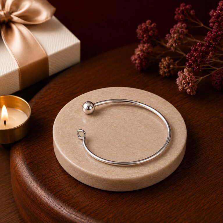 Clutch Bracelet